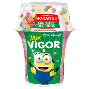 Iogurte Integral Vigor Mix Sabor Morango com Confeitos Coloridos 140g 