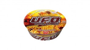 Macarrão Instantâneo com Molho Curry Indiano UFO Yakissoba Nissin 98g